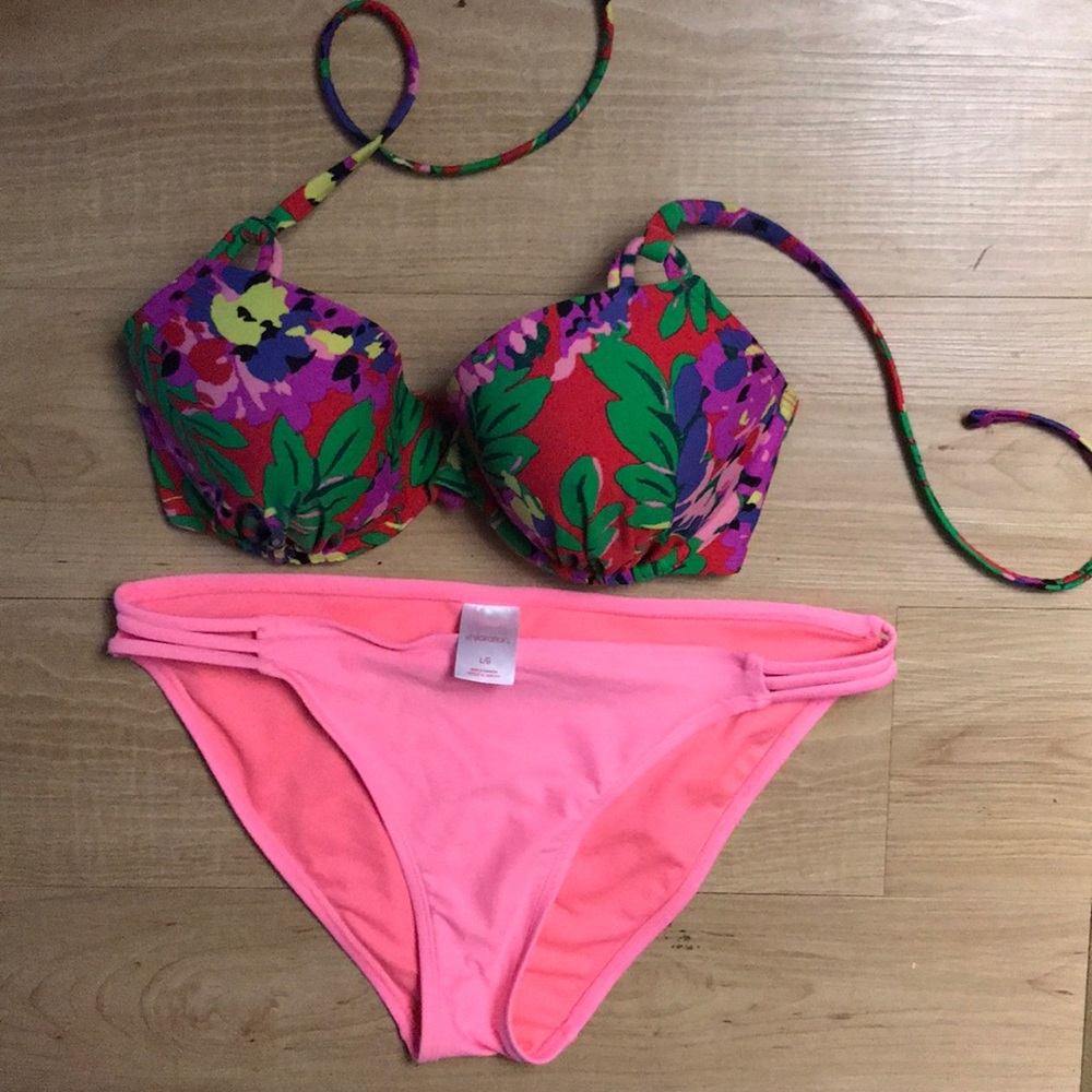 Floral bikini